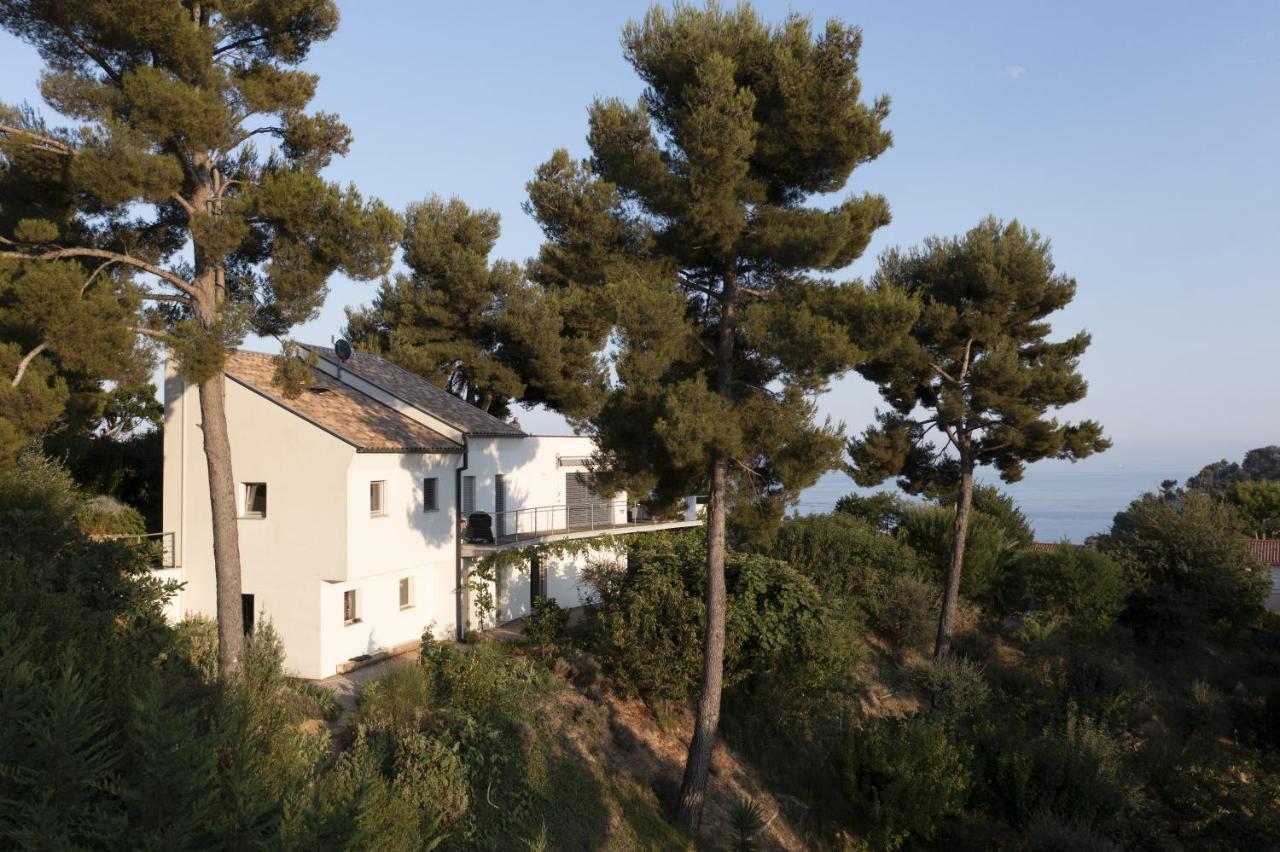 Ferienwohnung 456 Chemin De La Pinede Menton Exterior foto